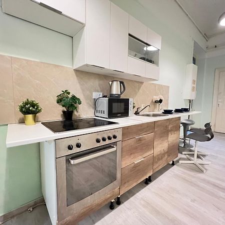 Baross Apartment With Convenience And Style Budapest Exterior photo